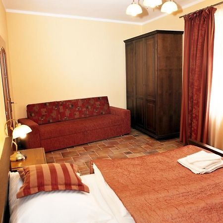 Hotel Pelikan Třeboň المظهر الخارجي الصورة