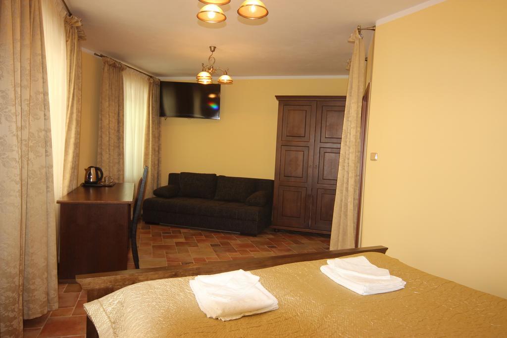 Hotel Pelikan Třeboň الغرفة الصورة