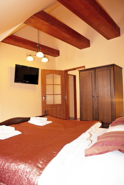 Hotel Pelikan Třeboň الغرفة الصورة